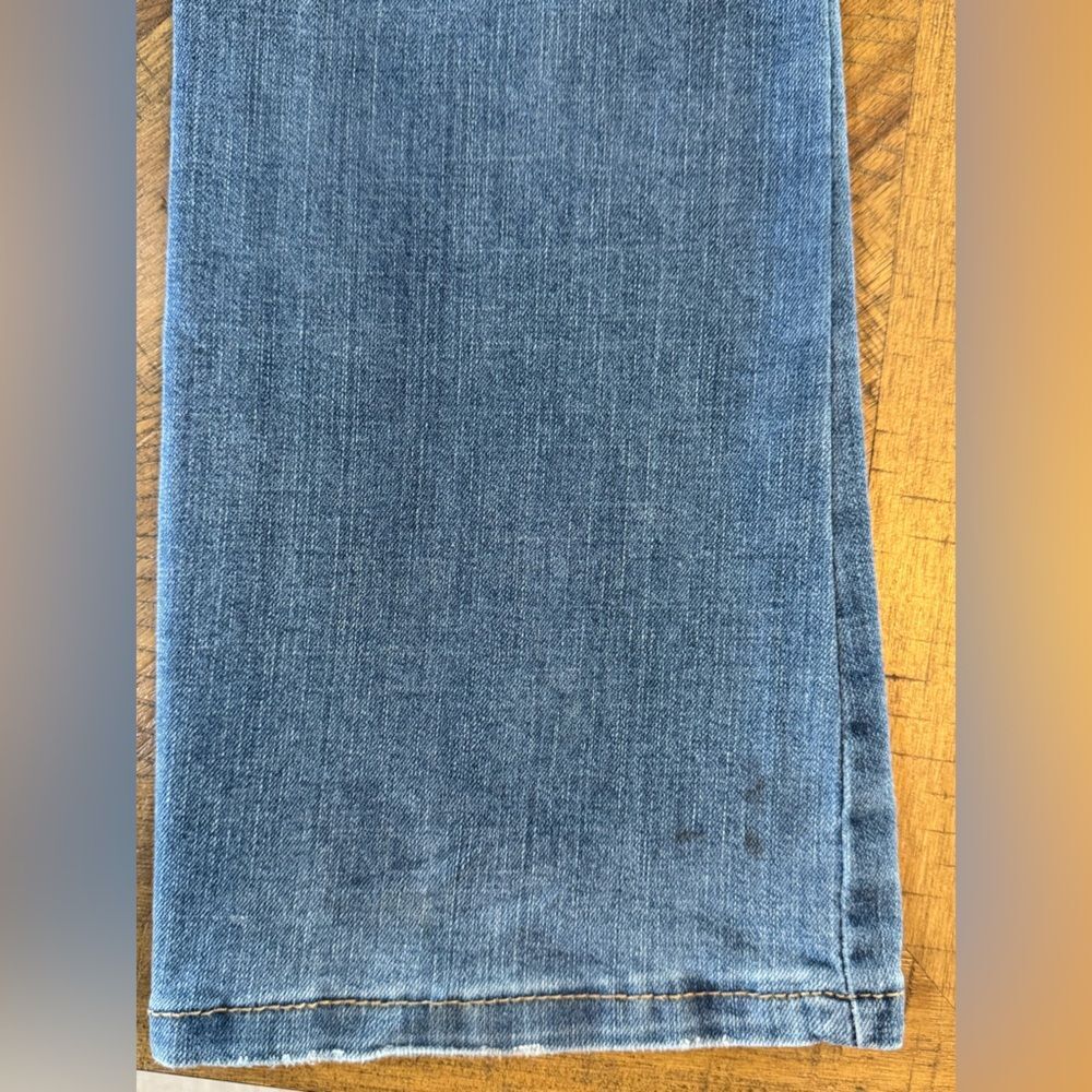 BCBGeneration Women’s Mid Rise Bootcut Distressed Blue Jeans Size 1 - Picture 10 of 14